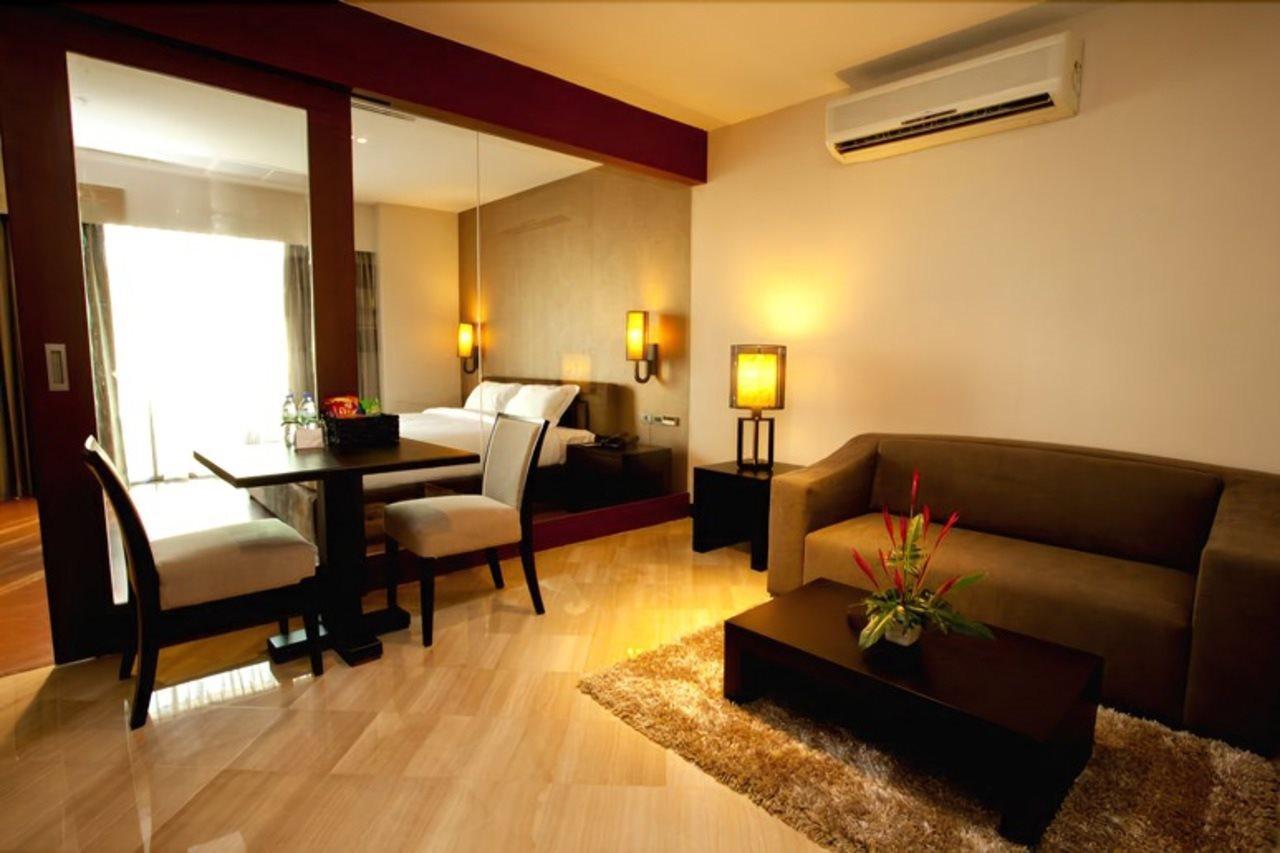 Hotel Pietra Bangkok Extérieur photo