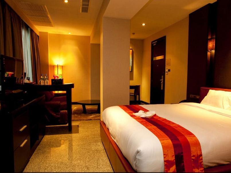 Hotel Pietra Bangkok Extérieur photo