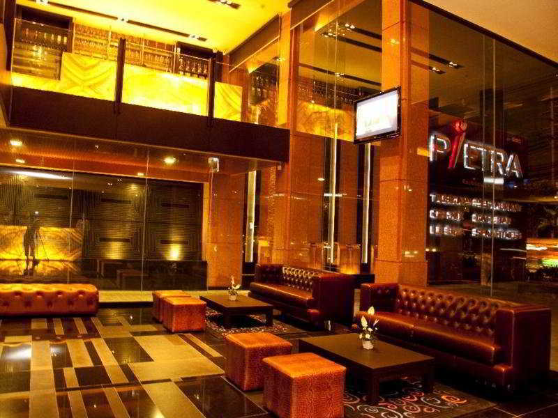 Hotel Pietra Bangkok Extérieur photo