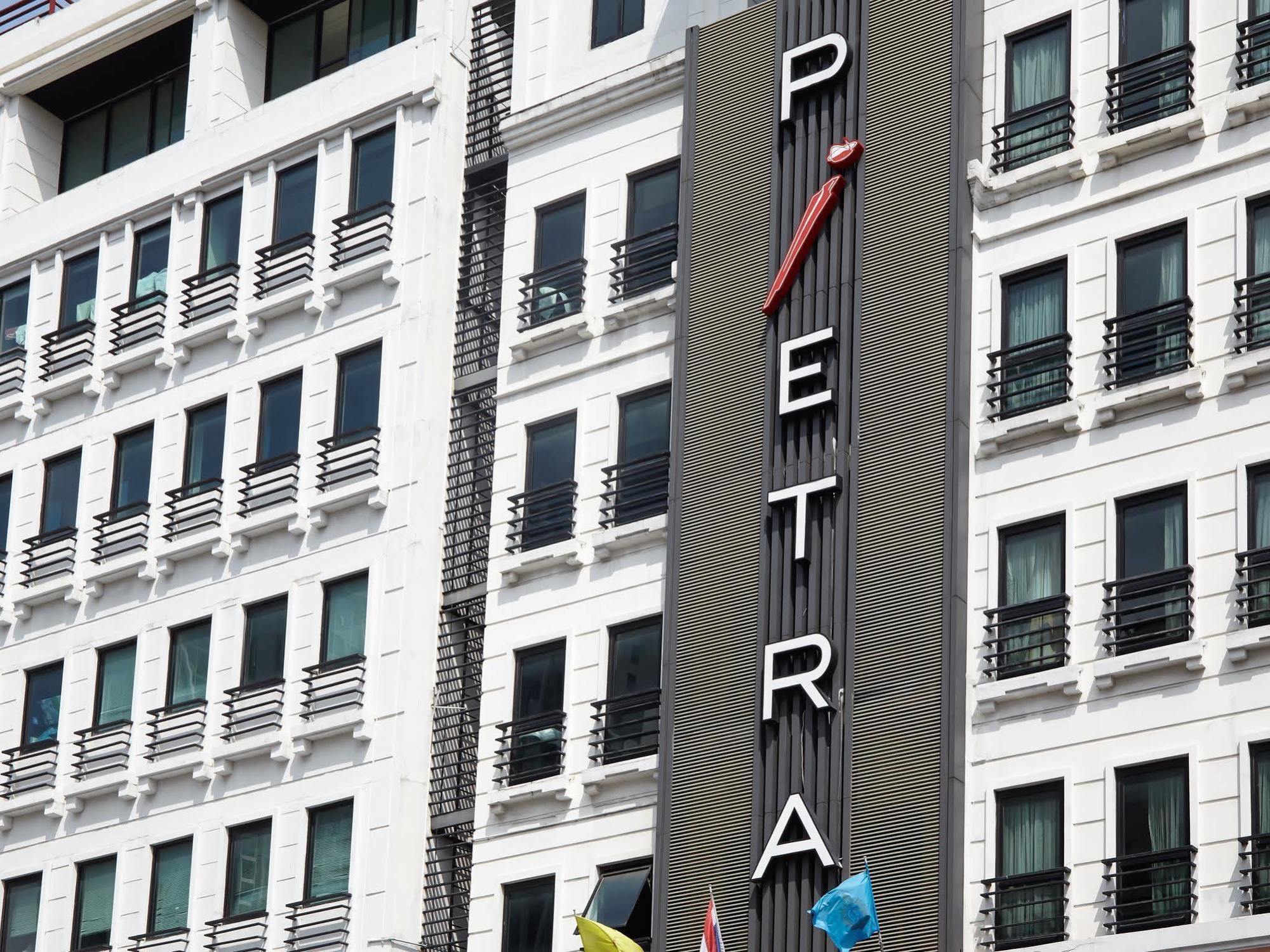 Hotel Pietra Bangkok Extérieur photo