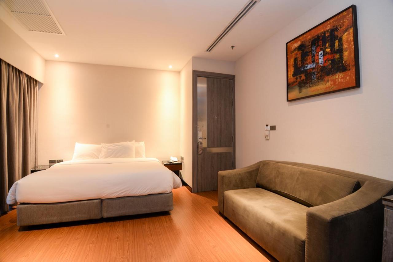 Hotel Pietra Bangkok Extérieur photo